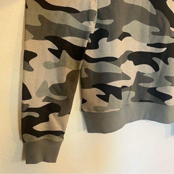 Cynthia Rowley Camo Sweatshirt Green Black Size Small - Picture 5 of 10